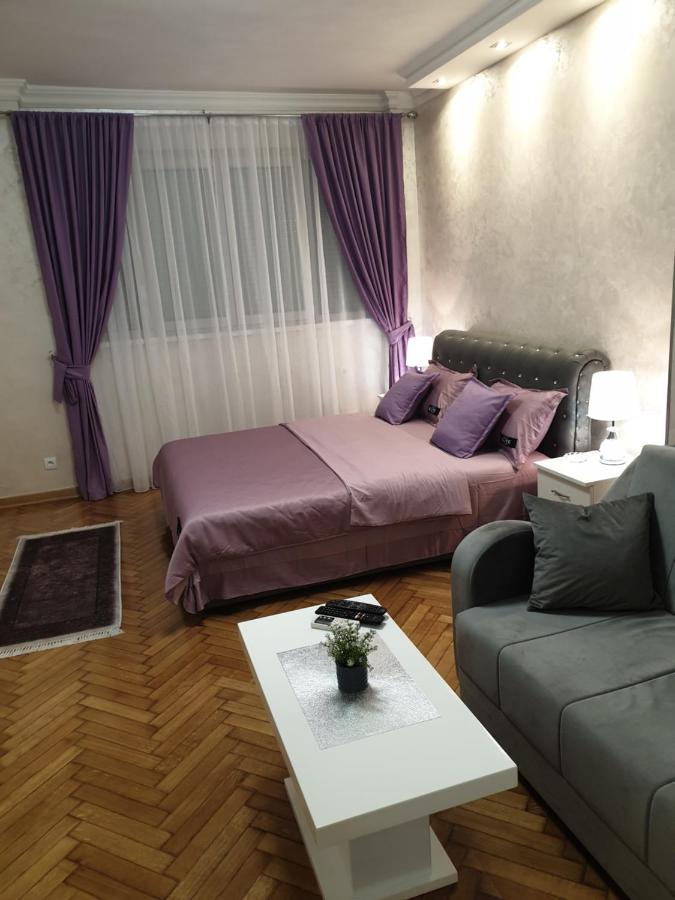 Elena Lux Apartment Beograd Ngoại thất bức ảnh