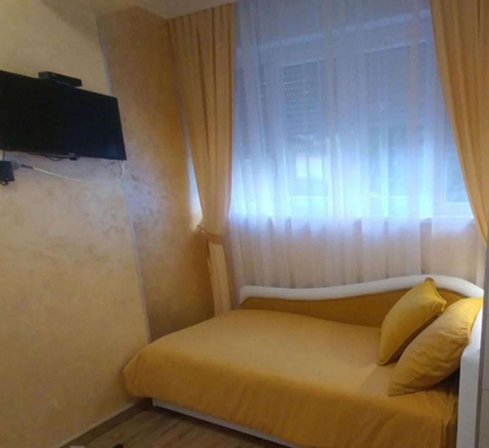 Elena Lux Apartment Beograd Ngoại thất bức ảnh